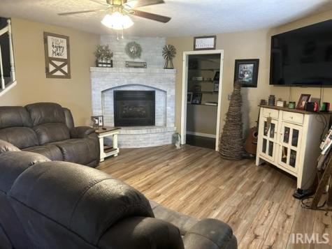 5646 N State Road 337 Road Orleans IN 47452