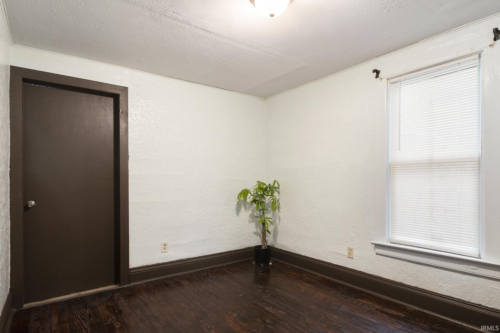1530 Fisher Street South Bend IN 46619