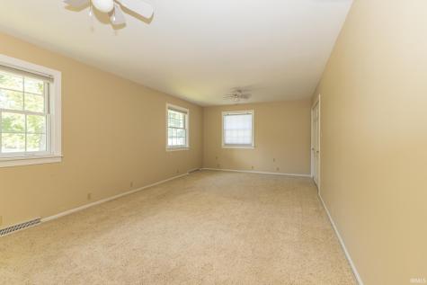420 N Brentwood Lane Muncie IN 47304