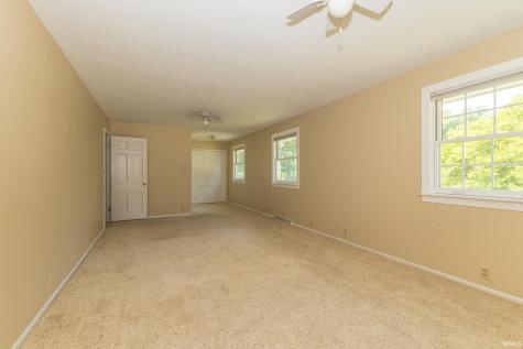 420 N Brentwood Lane Muncie IN 47304