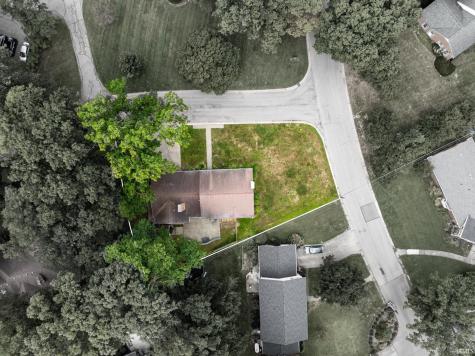 420 N Brentwood Lane Muncie IN 47304