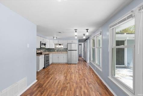 6926 Embers Court Fort Wayne IN 46815