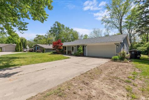 6926 Embers Court Fort Wayne IN 46815