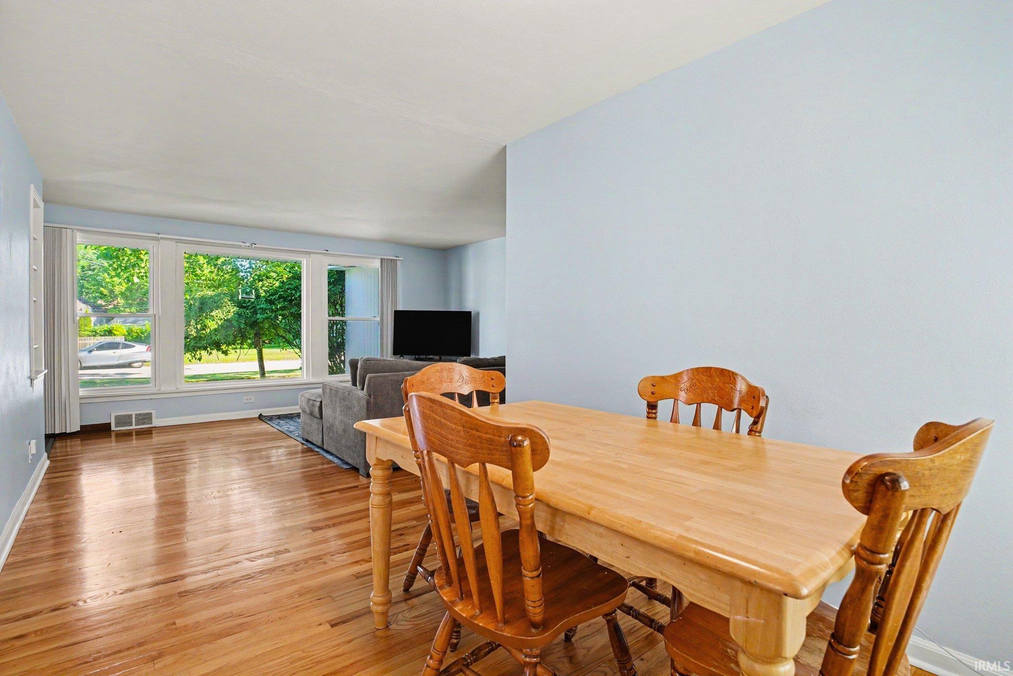 1616 Churchill Drive South Bend IN 46617