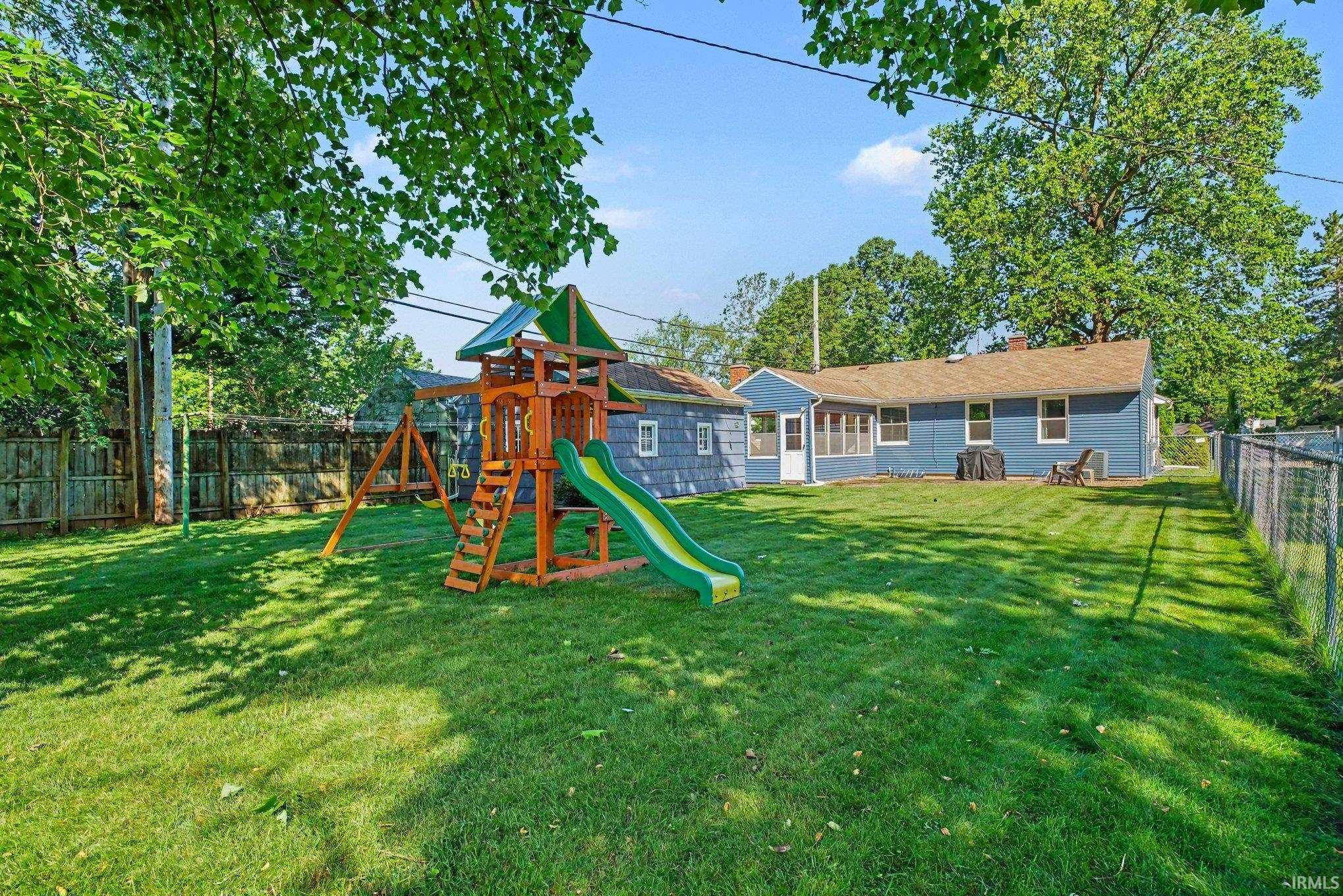 1616 Churchill Drive South Bend IN 46617