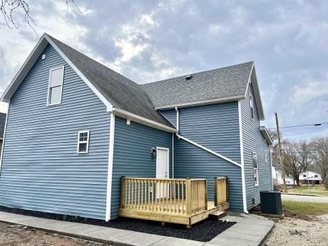 915 Clay Street Huntingburg IN 47542