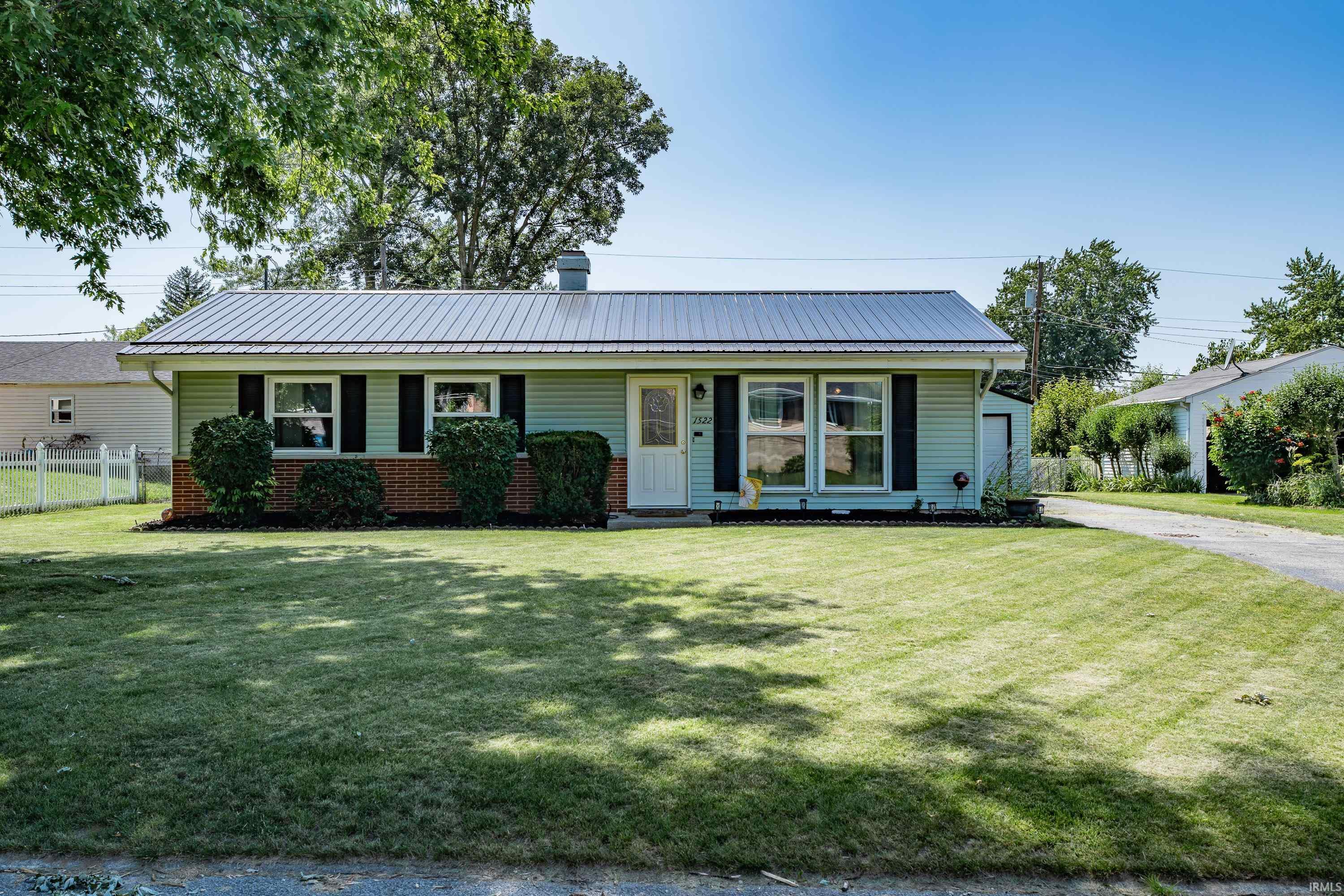 1522 N Glendale Drive Fort Wayne IN 46804