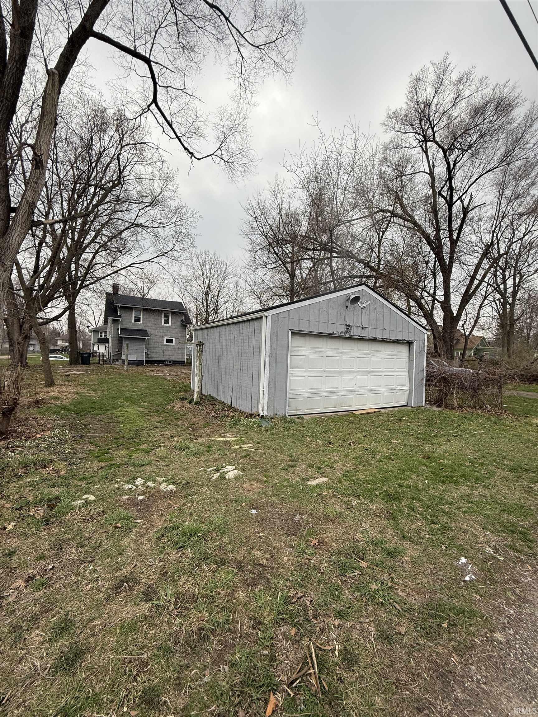 613 E Broadway Street South Bend IN 46601
