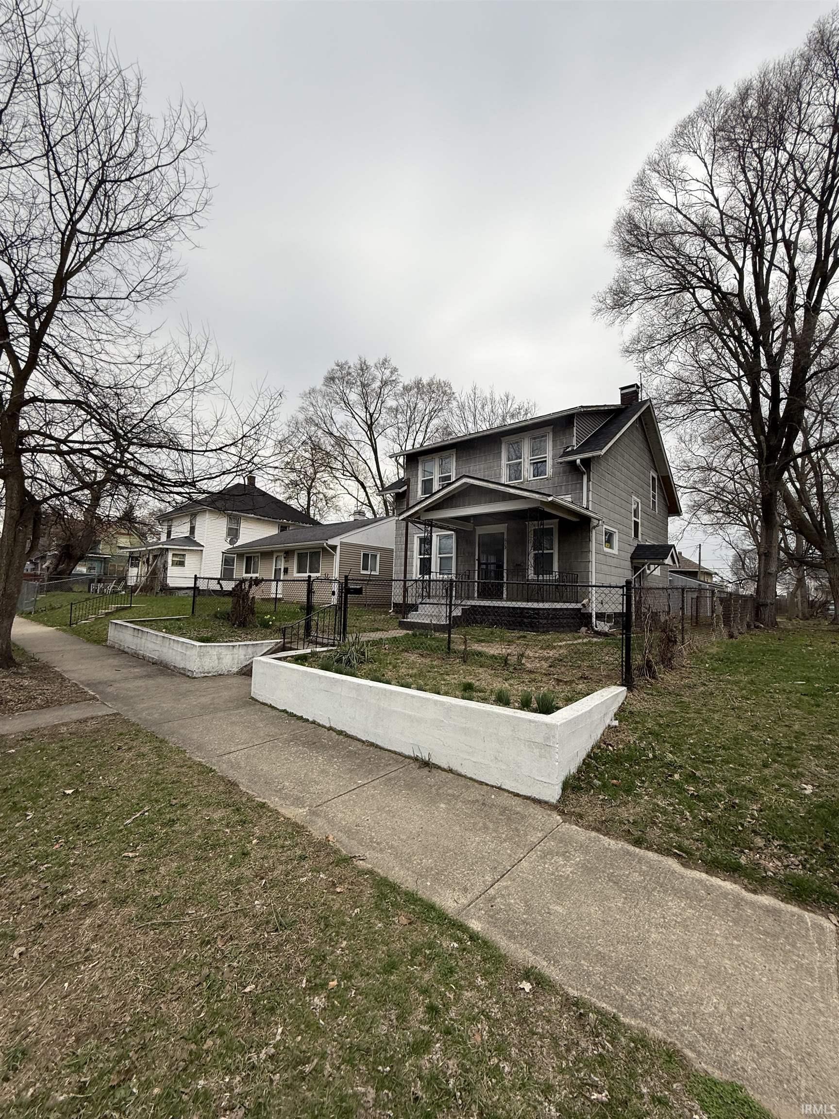 613 E Broadway Street South Bend IN 46601