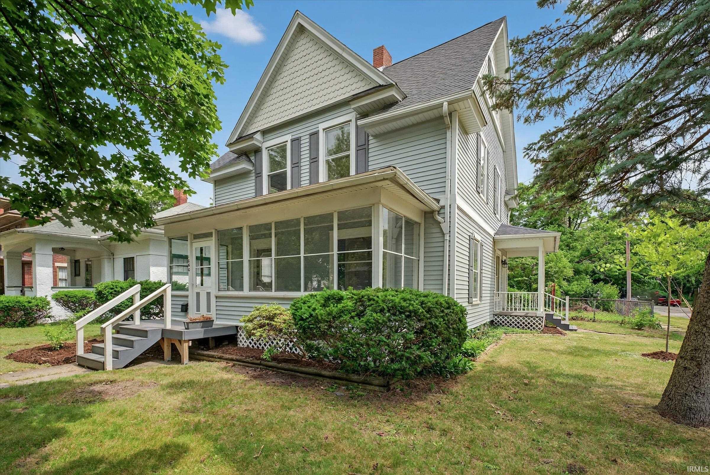 1060 Woodward Avenue South Bend IN 46616