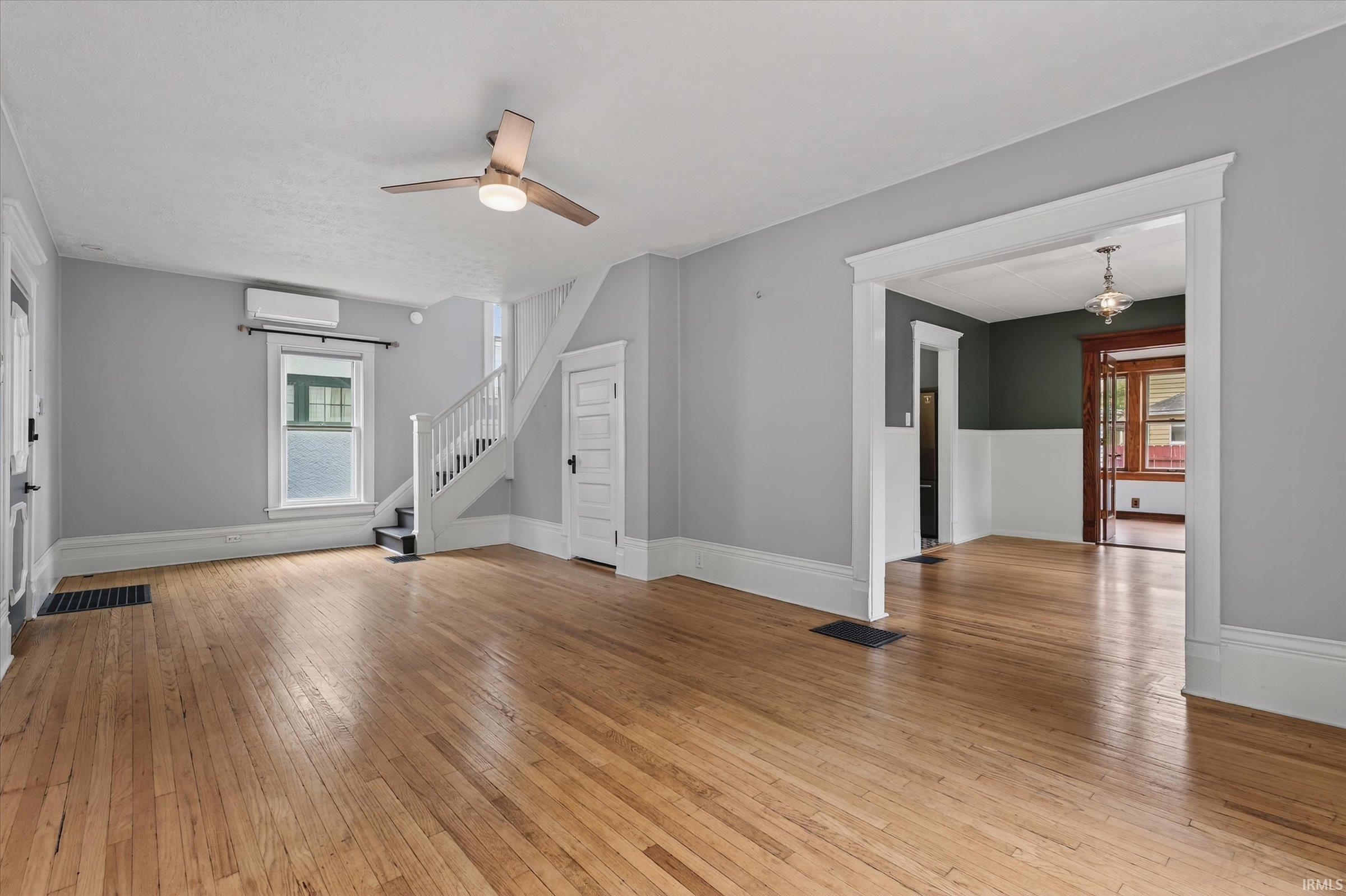 1060 Woodward Avenue South Bend IN 46616