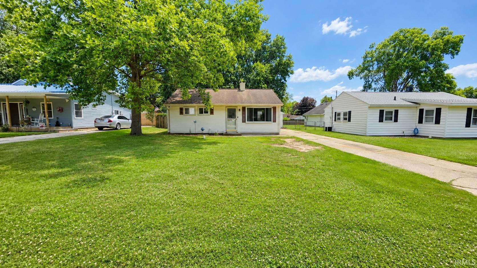 19680 Southland Avenue South Bend IN 46614