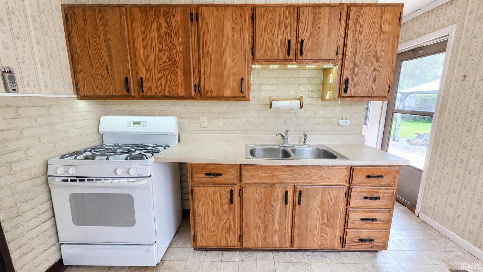 19680 Southland Avenue South Bend IN 46614