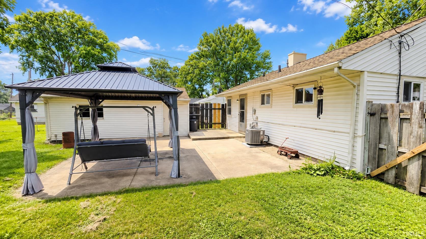 19680 Southland Avenue South Bend IN 46614