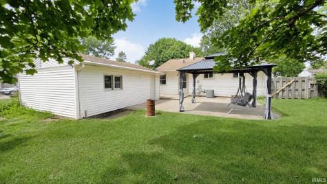 19680 Southland Avenue South Bend IN 46614