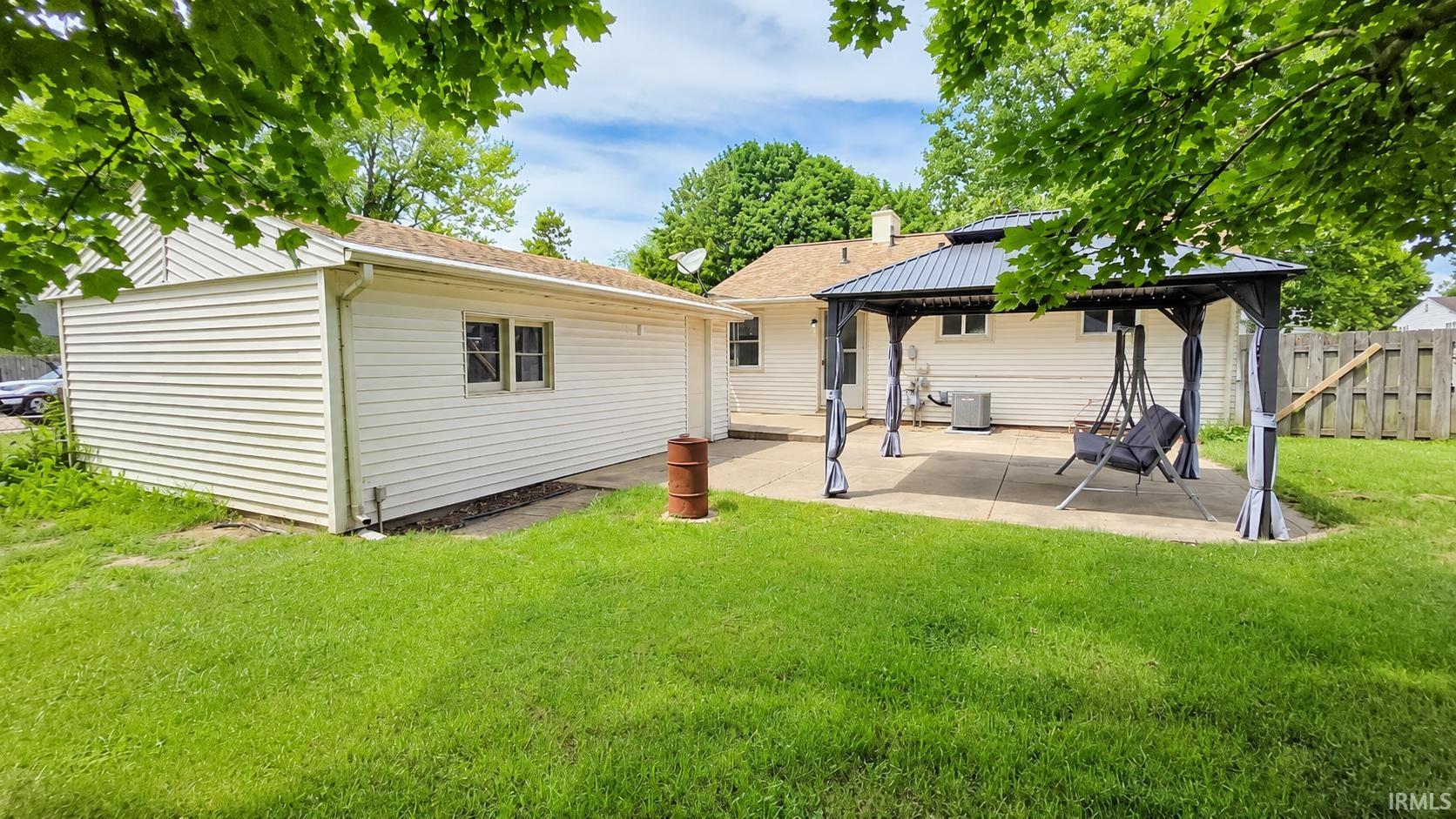 19680 Southland Avenue South Bend IN 46614