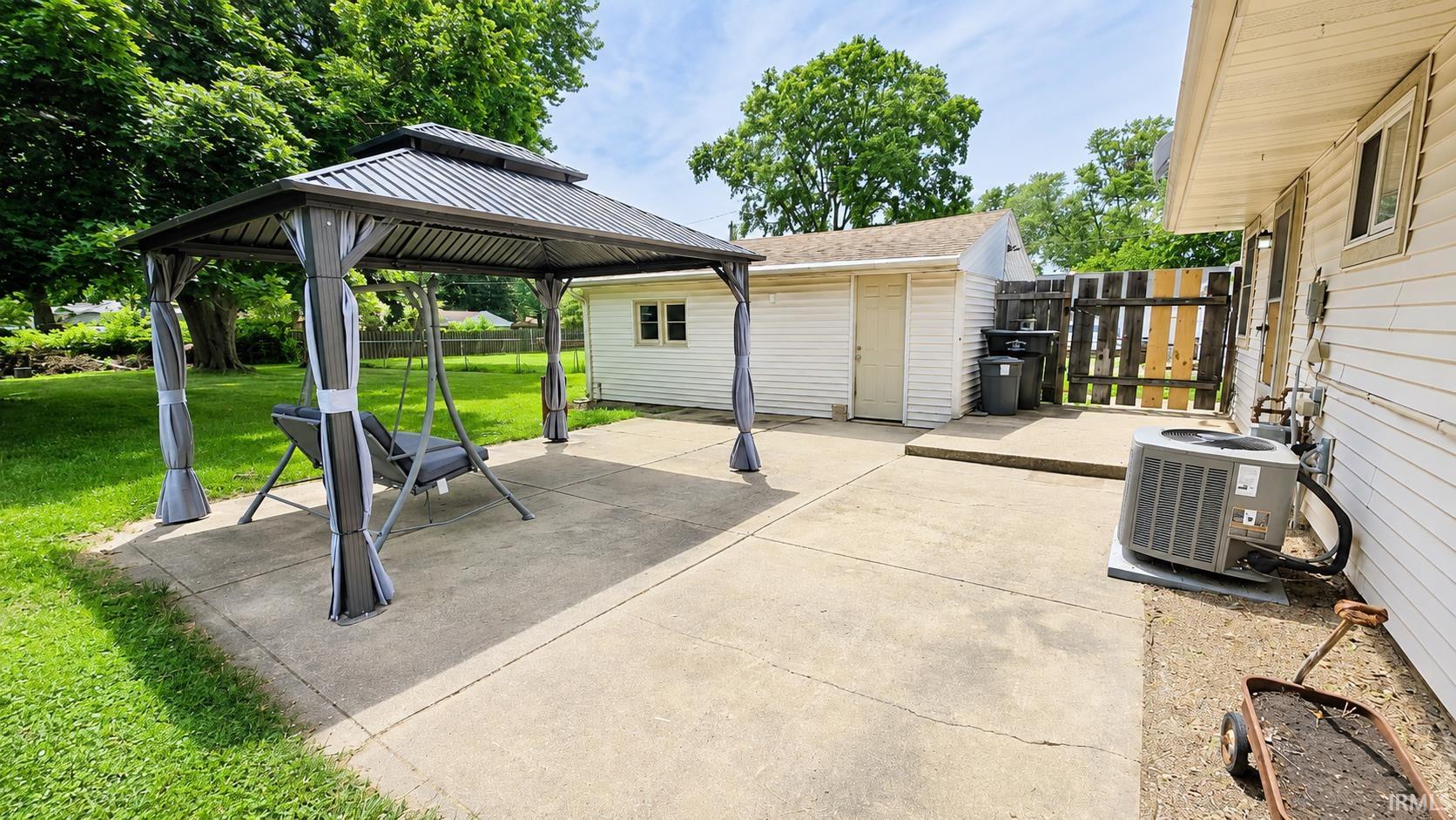 19680 Southland Avenue South Bend IN 46614