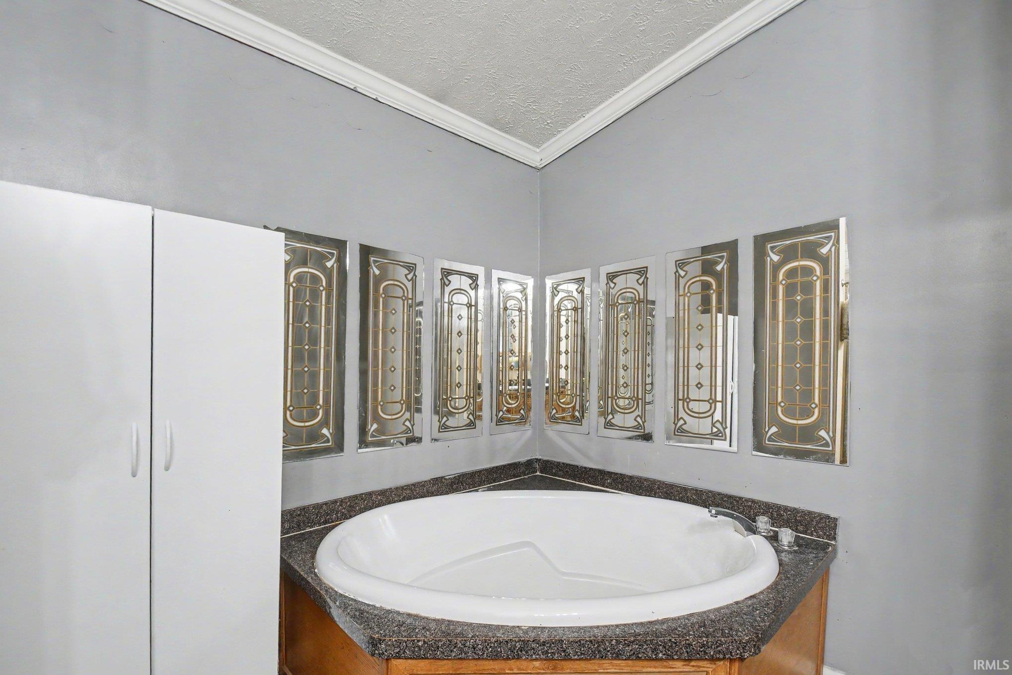 3608 Naples Court Elkhart IN 46514