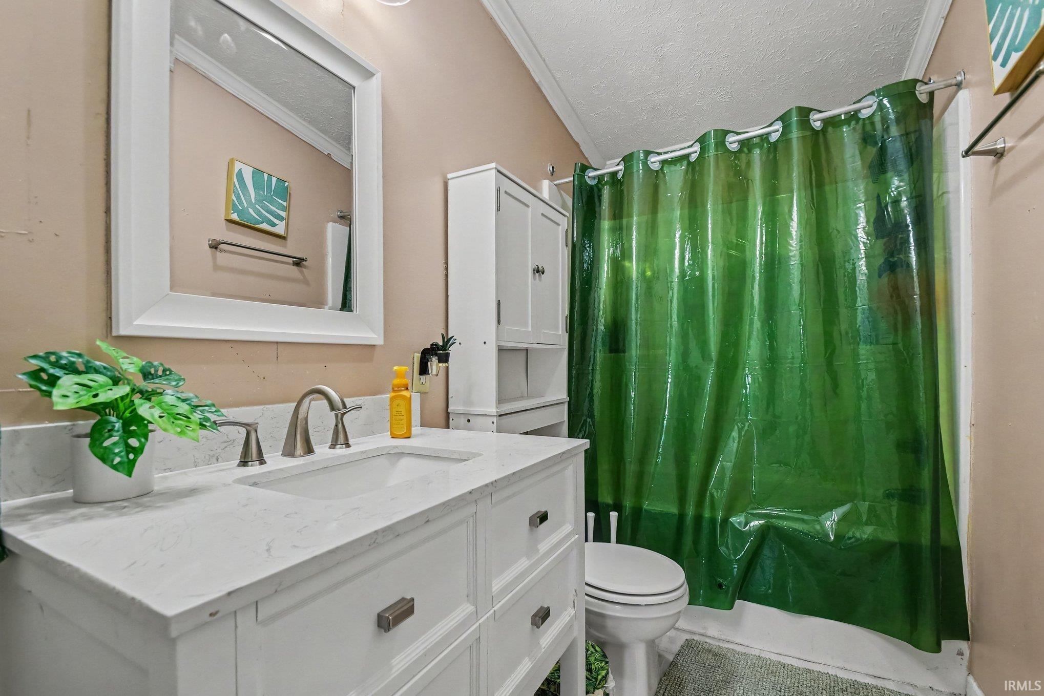 3608 Naples Court Elkhart IN 46514