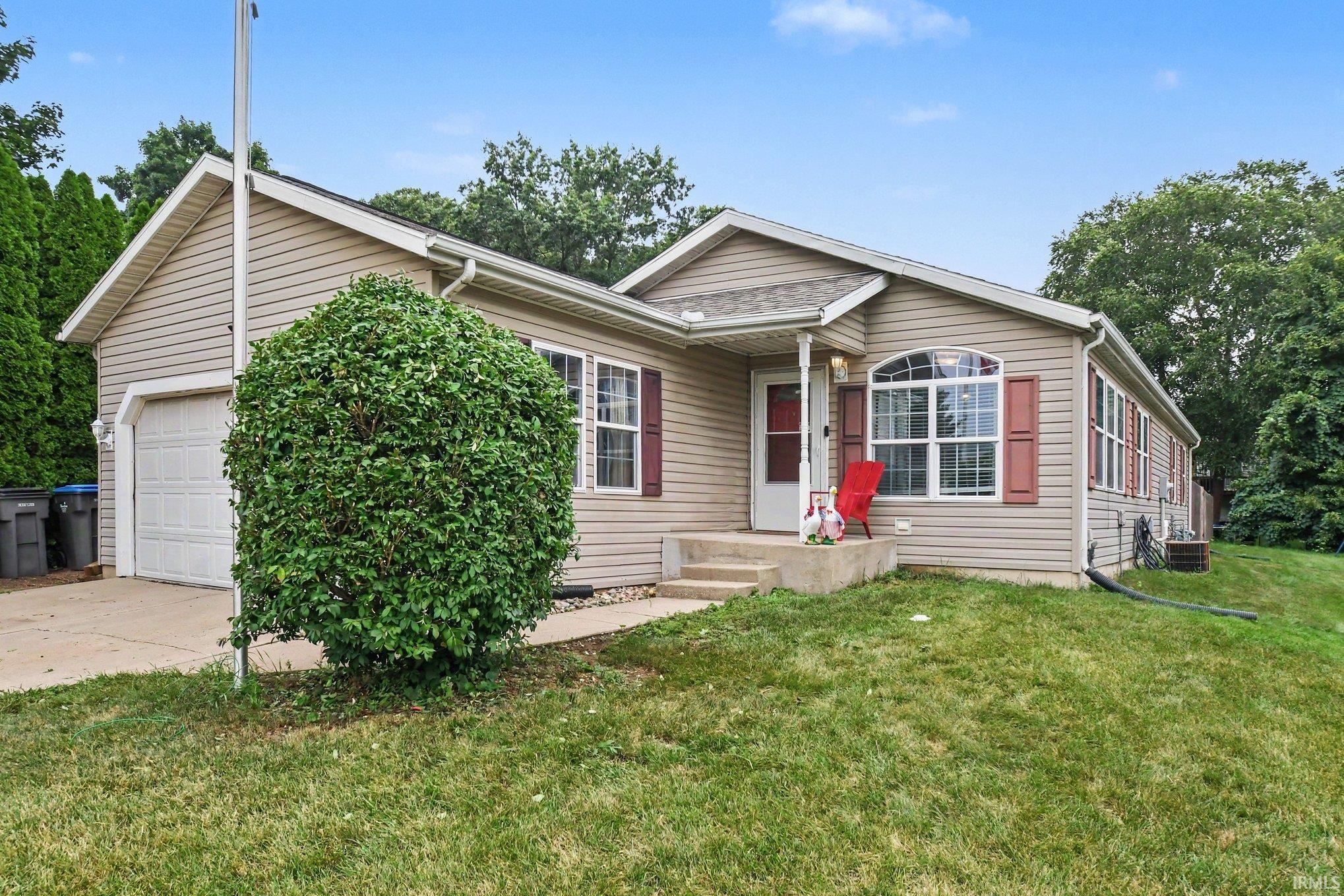 3608 Naples Court Elkhart IN 46514