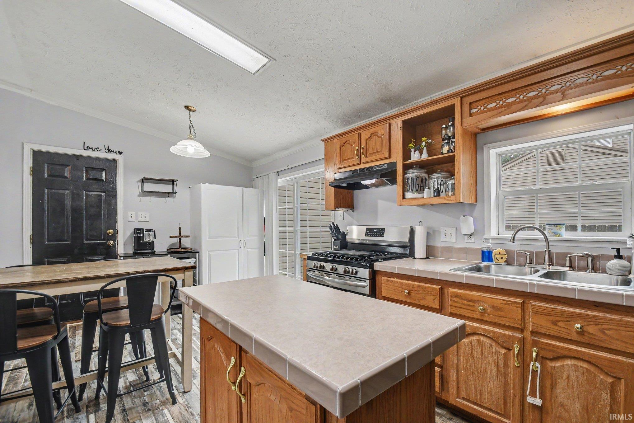 3608 Naples Court Elkhart IN 46514