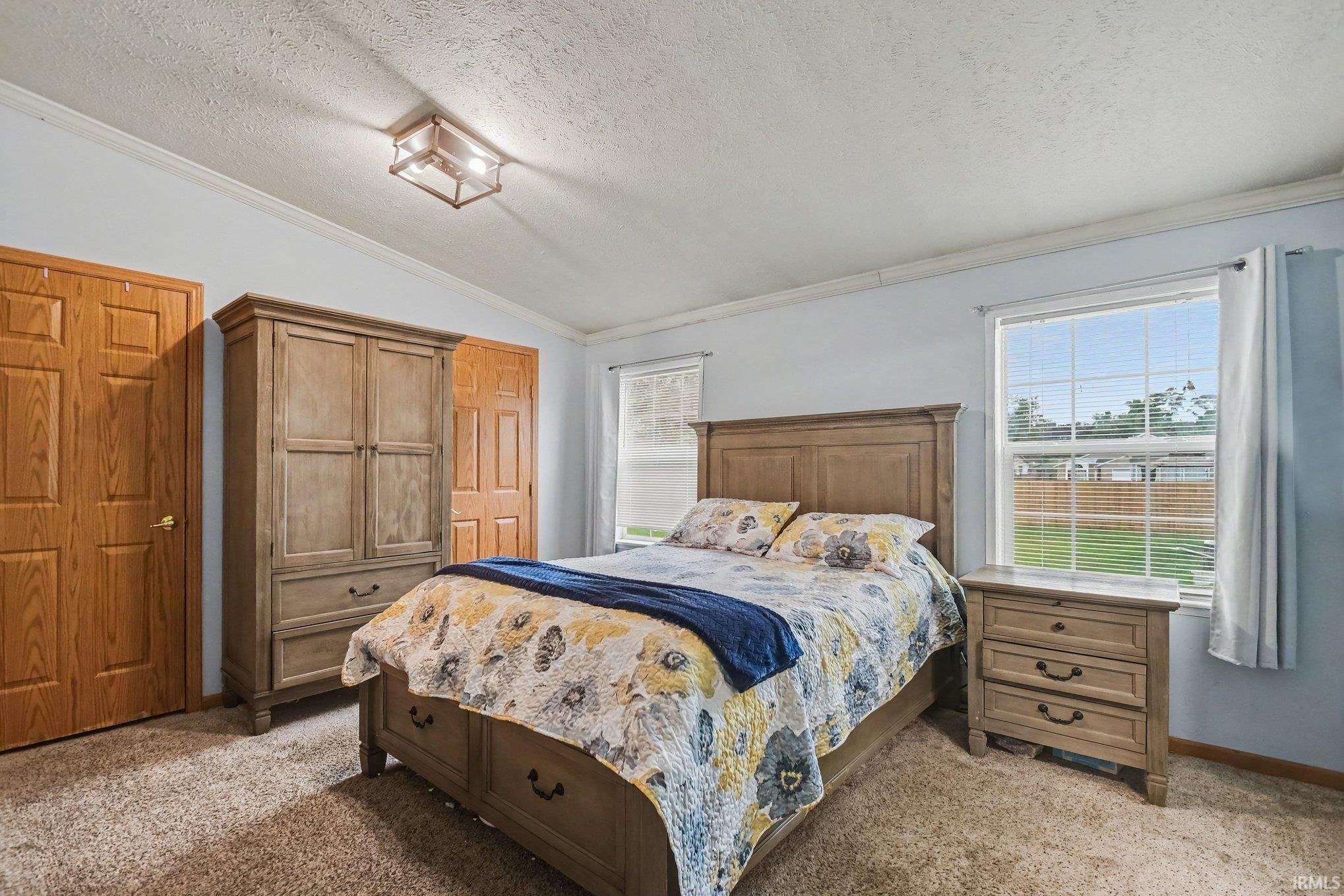 3608 Naples Court Elkhart IN 46514