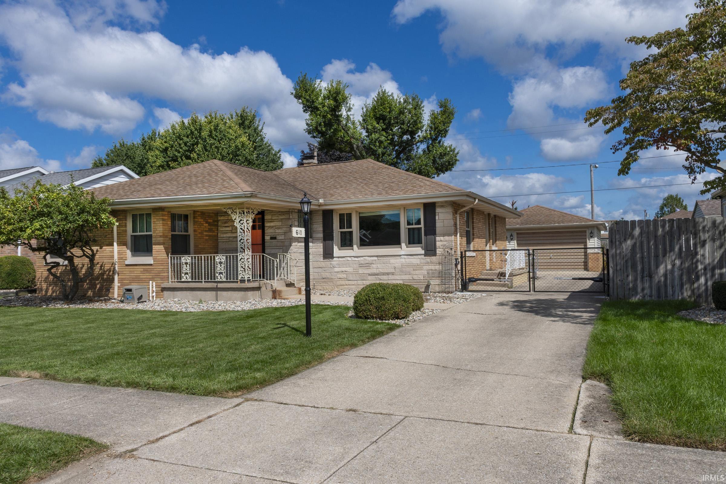 610 W 11th Street Mishawaka IN 46544