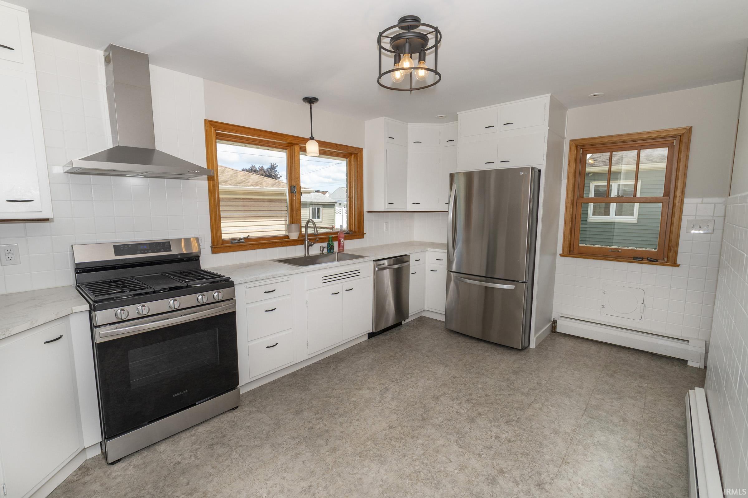 610 W 11th Street Mishawaka IN 46544