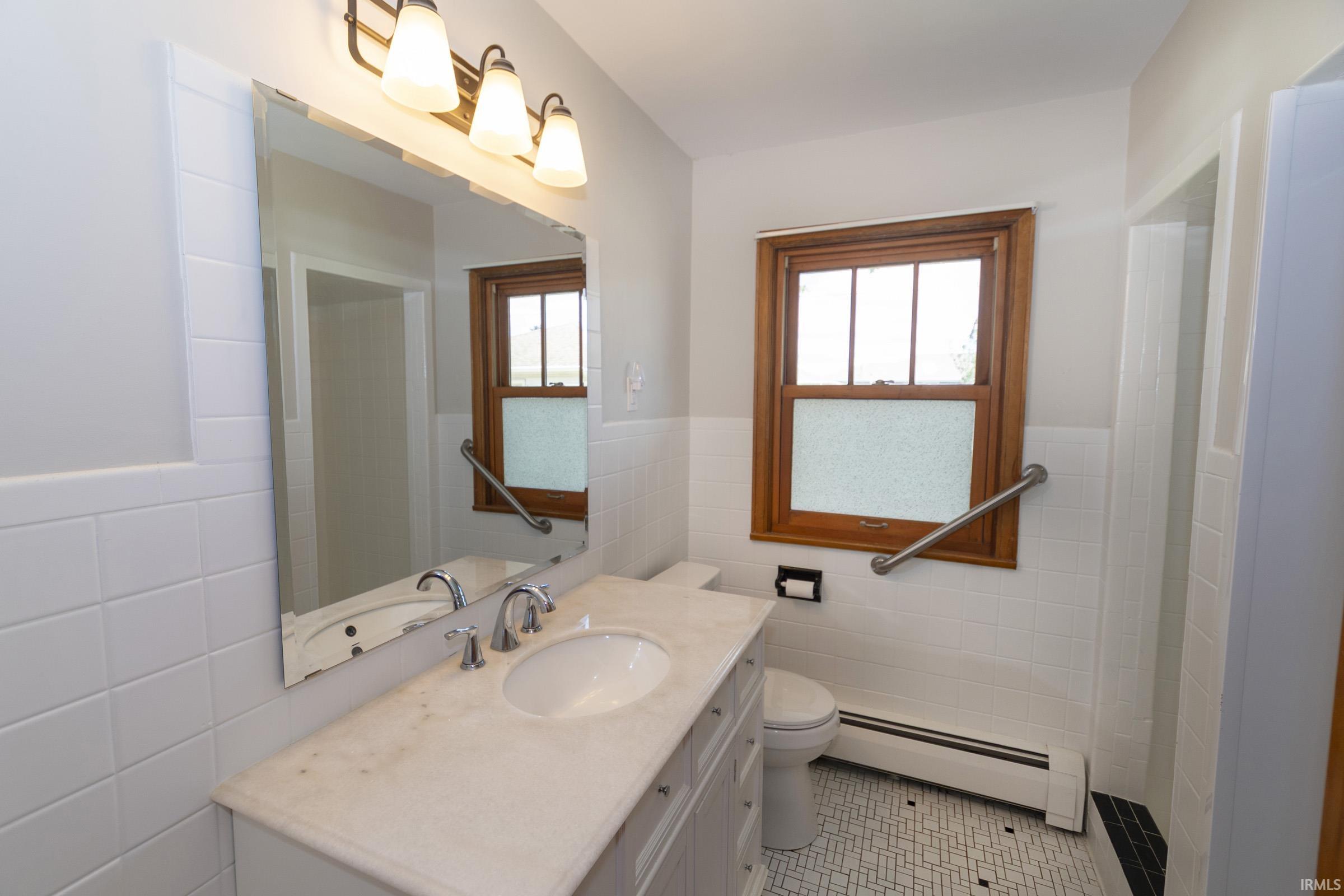 610 W 11th Street Mishawaka IN 46544