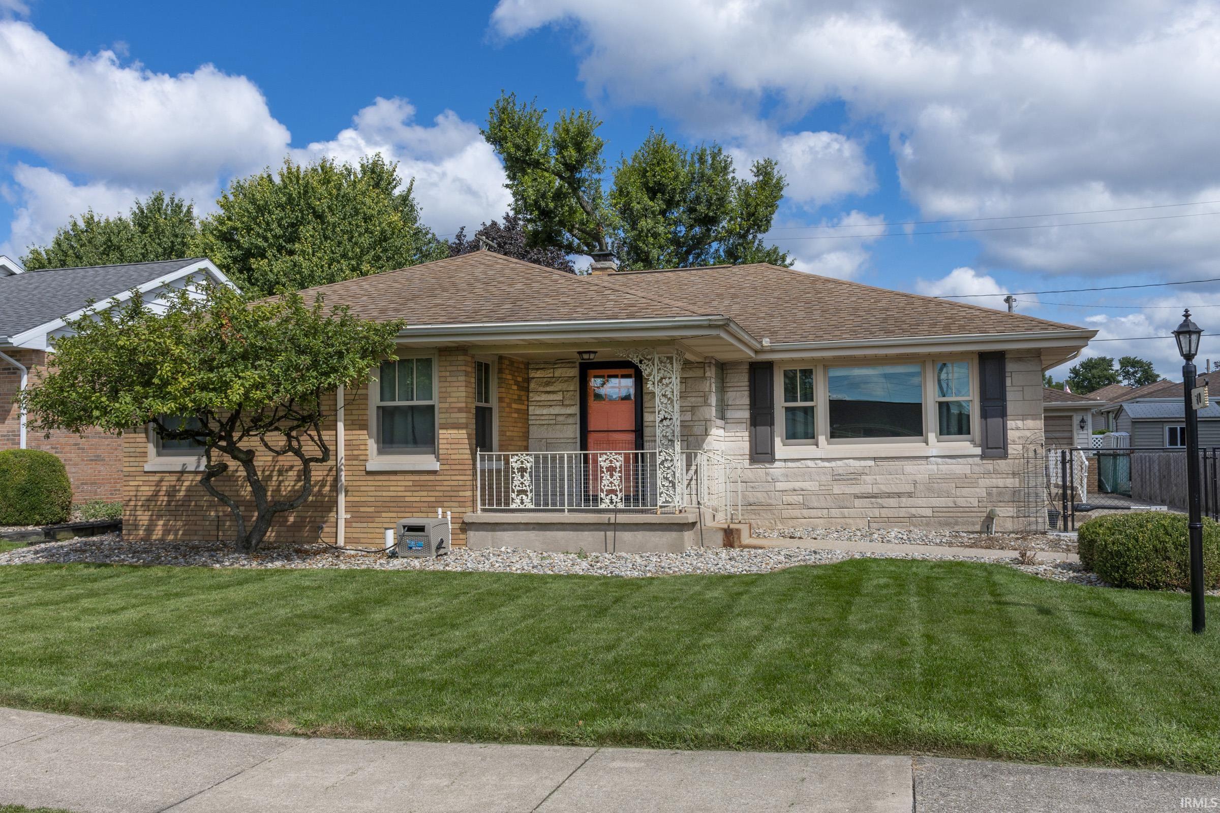 610 W 11th Street Mishawaka IN 46544
