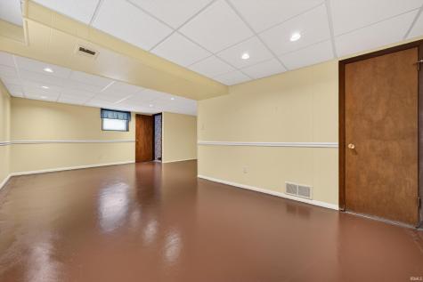 1613 Augusta Court Kokomo IN 46902