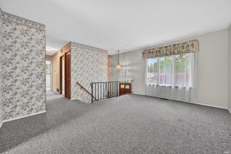 1613 Augusta Court Kokomo IN 46902