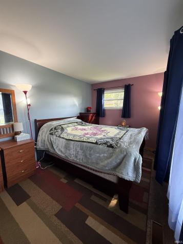 1916 W Sheffield Drive Muncie IN 47304