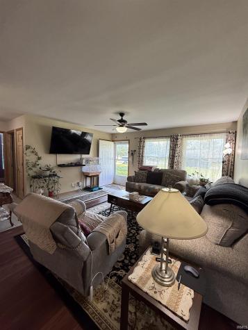 1916 W Sheffield Drive Muncie IN 47304