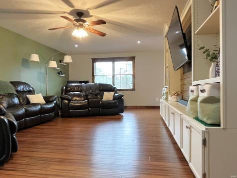 1041 Shadowlawn Avenue Greencastle IN 46135