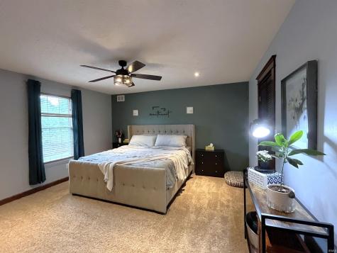 1041 Shadowlawn Avenue Greencastle IN 46135