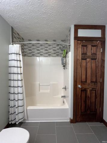 1041 Shadowlawn Avenue Greencastle IN 46135