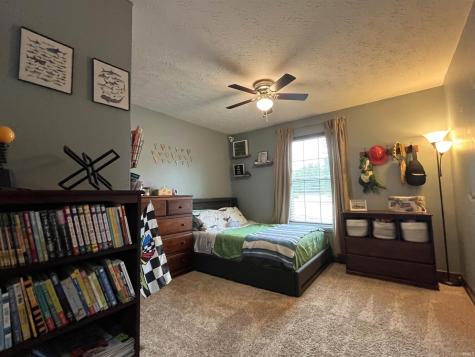 1041 Shadowlawn Avenue Greencastle IN 46135