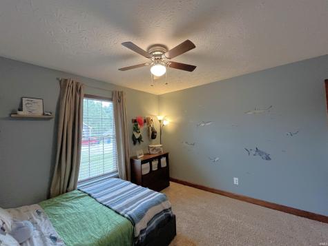1041 Shadowlawn Avenue Greencastle IN 46135
