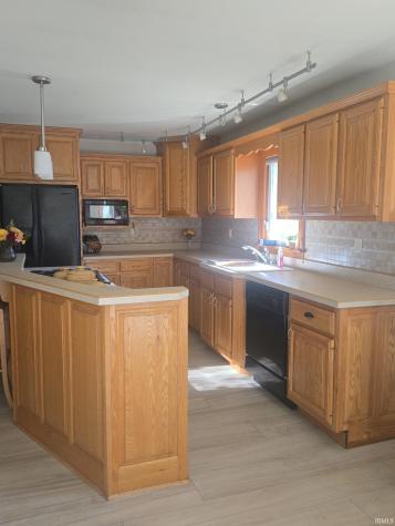 303 Eastgate Dr Eastgate Drive Street Vincennes IN 47591