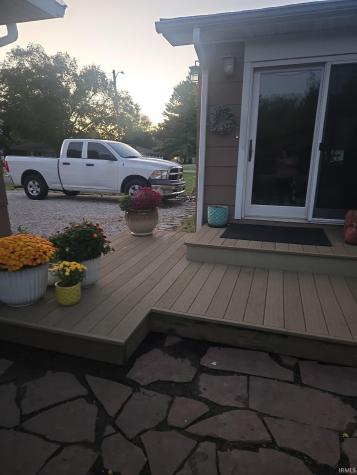 303 Eastgate Dr Eastgate Drive Street Vincennes IN 47591