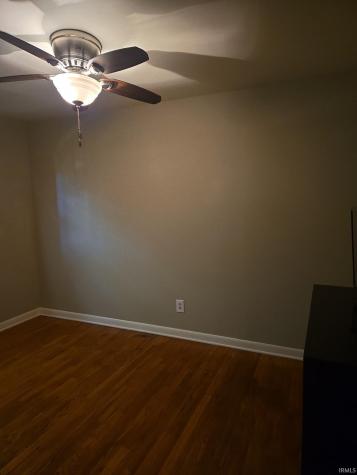 303 Eastgate Dr Eastgate Drive Street Vincennes IN 47591