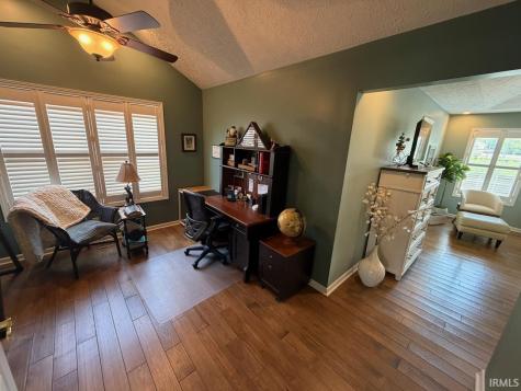 715 Merimac Drive Evansville IN 47711