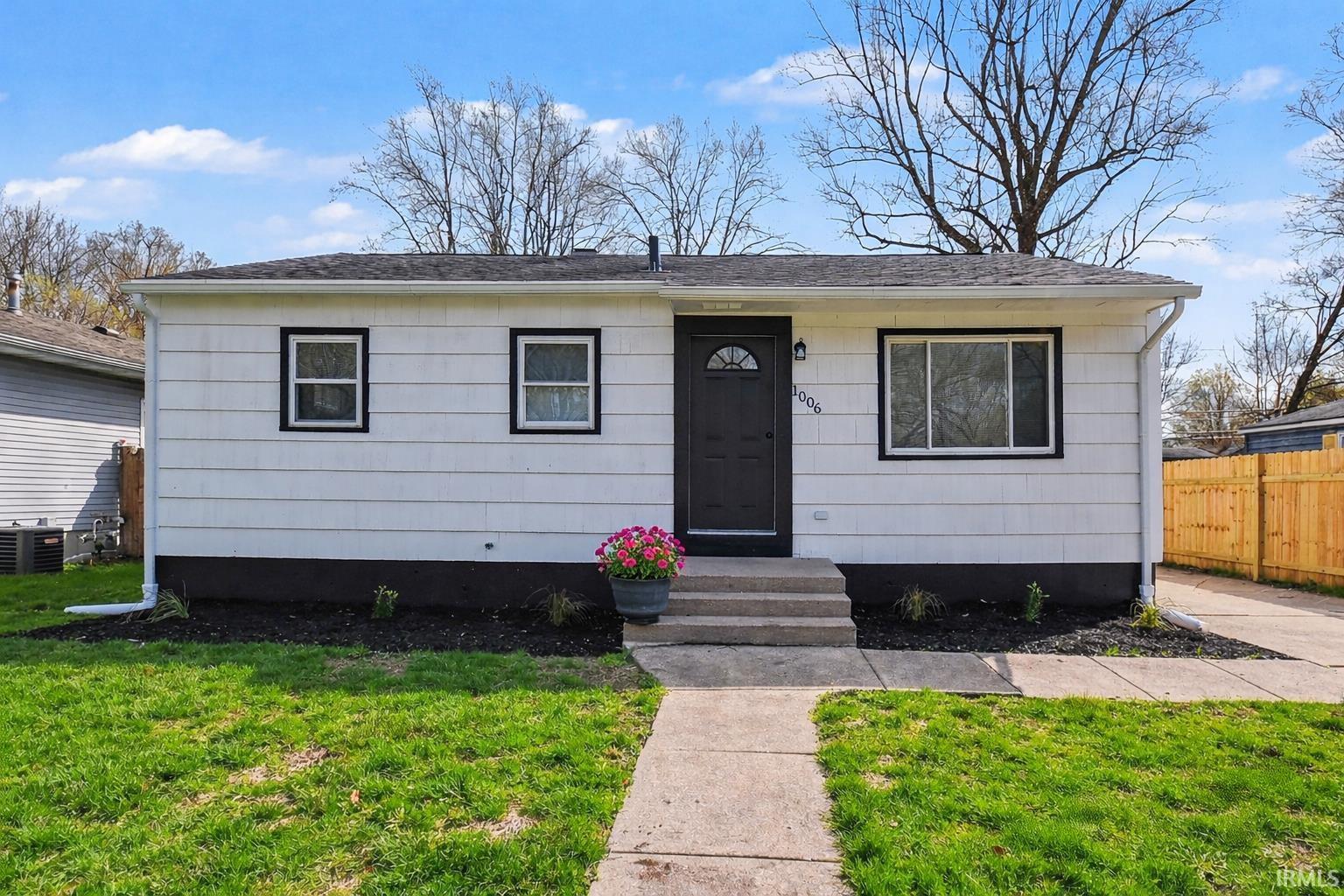 1006 W Rose Street South Bend IN 46616