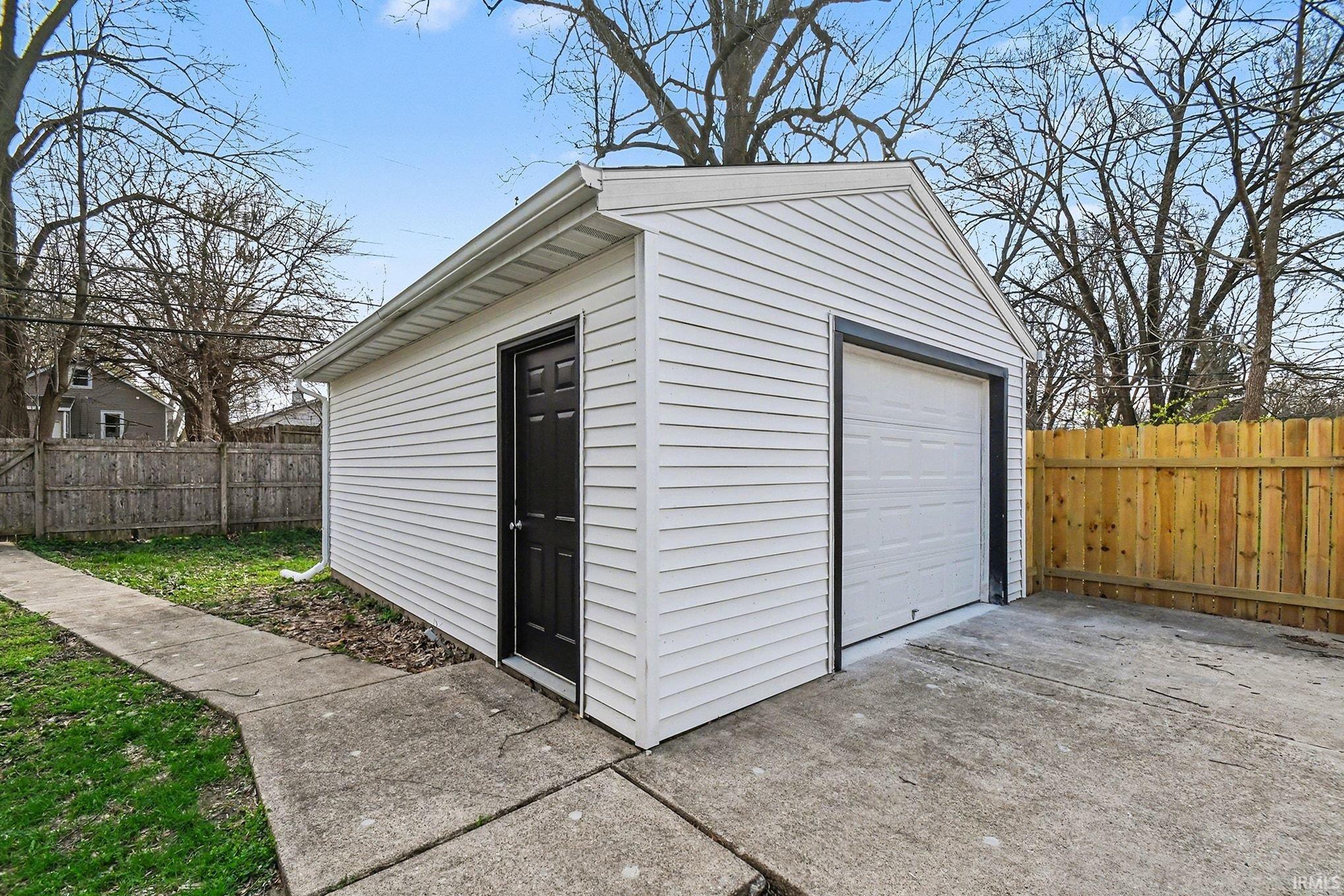 1006 W Rose Street South Bend IN 46616