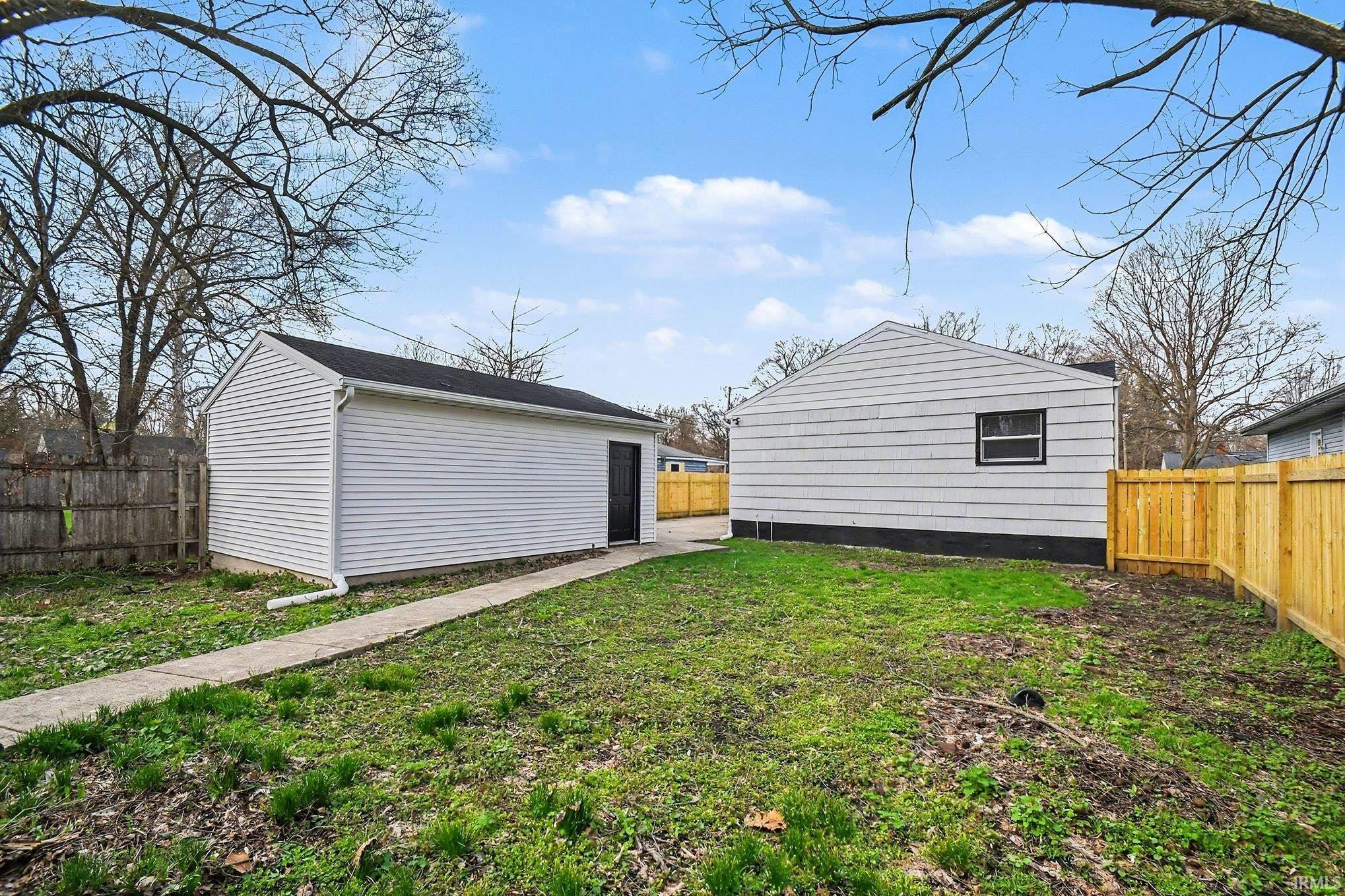 1006 W Rose Street South Bend IN 46616