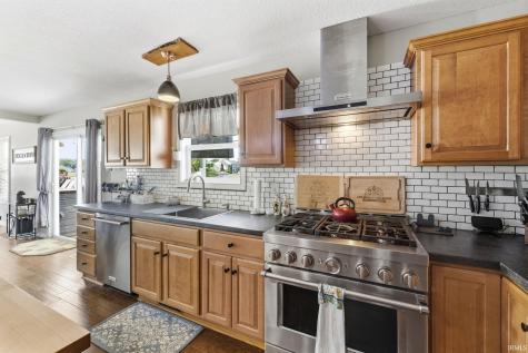 3520 Shadow Creek Drive Fort Wayne IN 46818