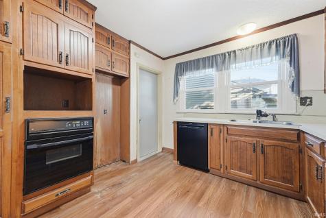 611 S Cowen Street Garrett IN 46738