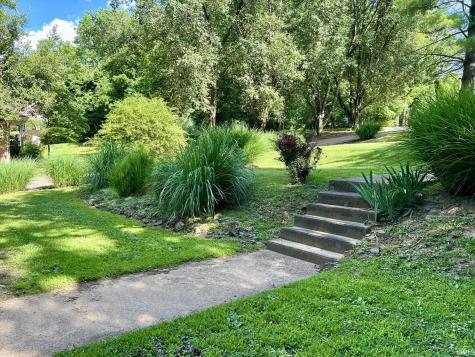 2321 Mount Auburn Road Evansville IN 47720