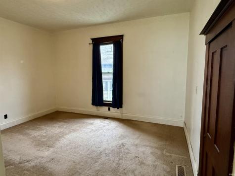 921 Lincoln Avenue Bedford IN 47421